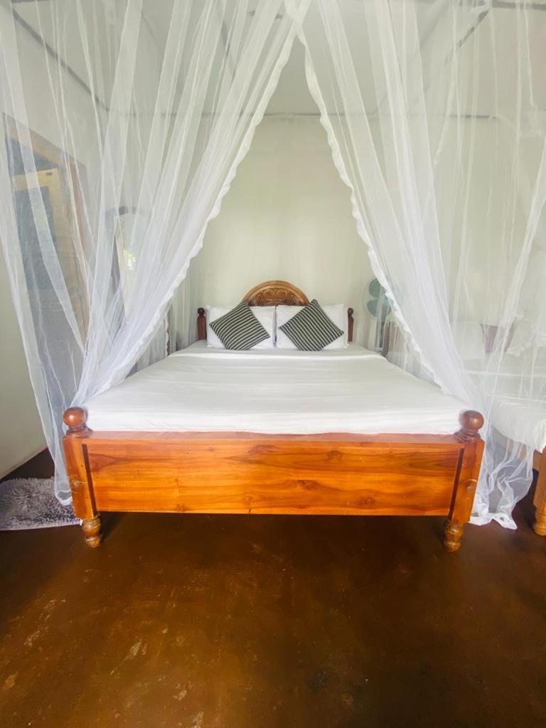 Hidden Gem Inn Ела Екстериор снимка