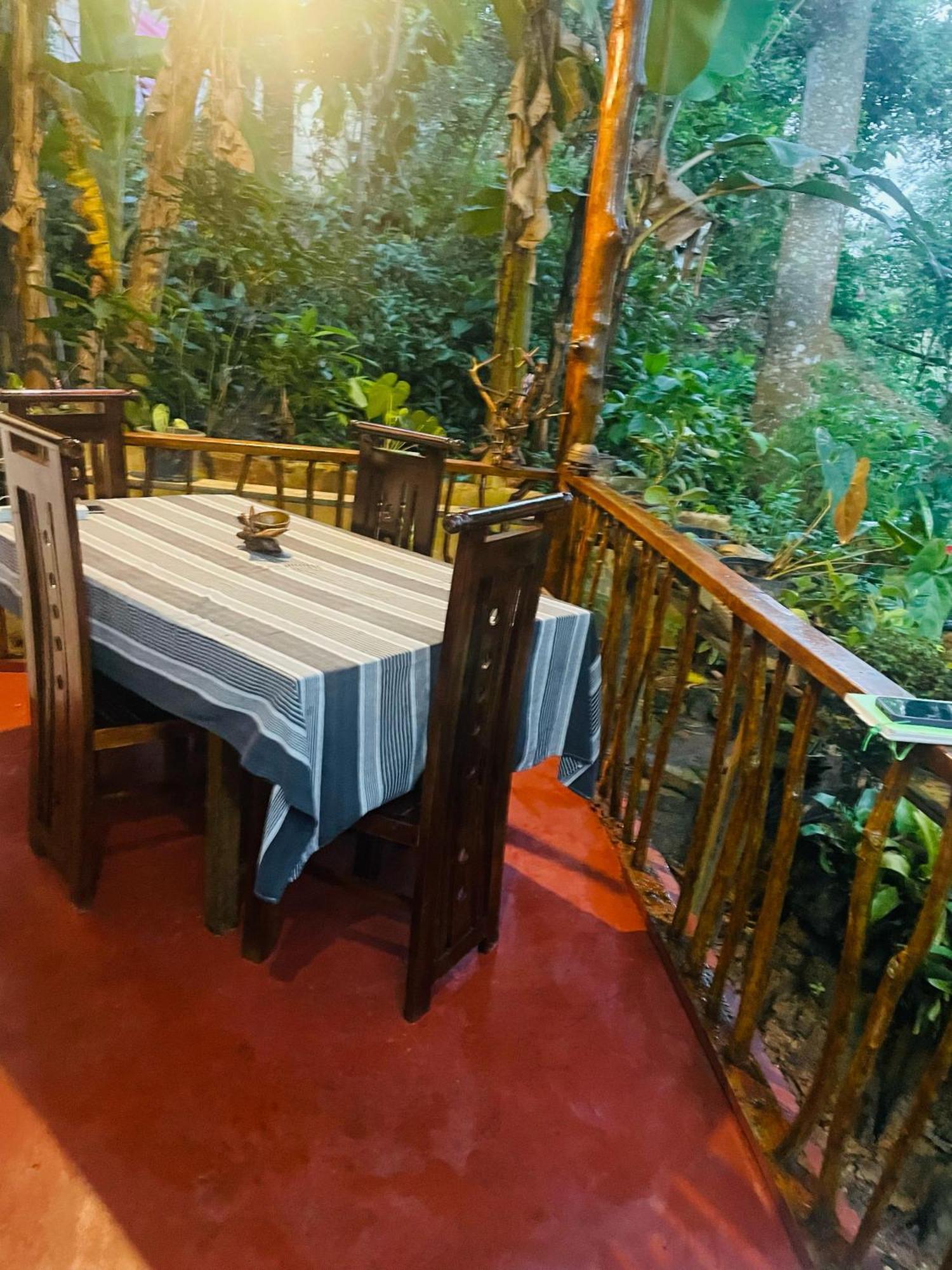Hidden Gem Inn Ела Екстериор снимка